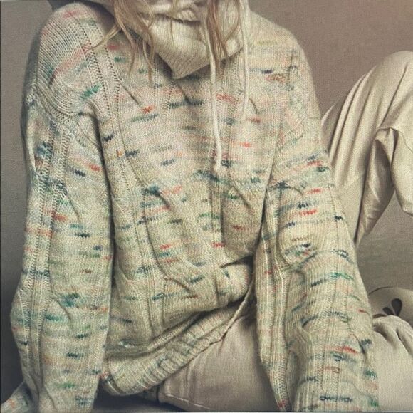 New! American Eagle AE Whoa So Soft Cable Knit Sweater Cozy & Colorful Size M - Picture 1 of 16